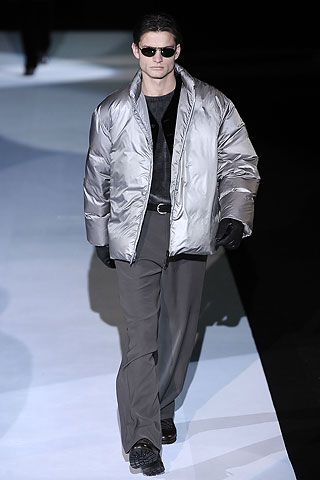 Giorgio Armani / - 2009-2010